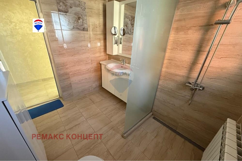 Продава ЕТАЖ ОТ КЪЩА, гр. Шумен, Център, снимка 11 - Етаж от къща - 53896489