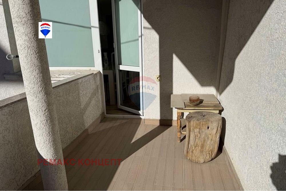 Продава ЕТАЖ ОТ КЪЩА, гр. Шумен, Център, снимка 13 - Етаж от къща - 53896489