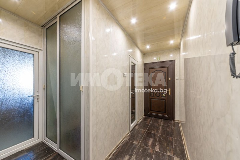 Продава 2-СТАЕН, гр. Варна, Цветен квартал, снимка 10 - Апартаменти - 52420522