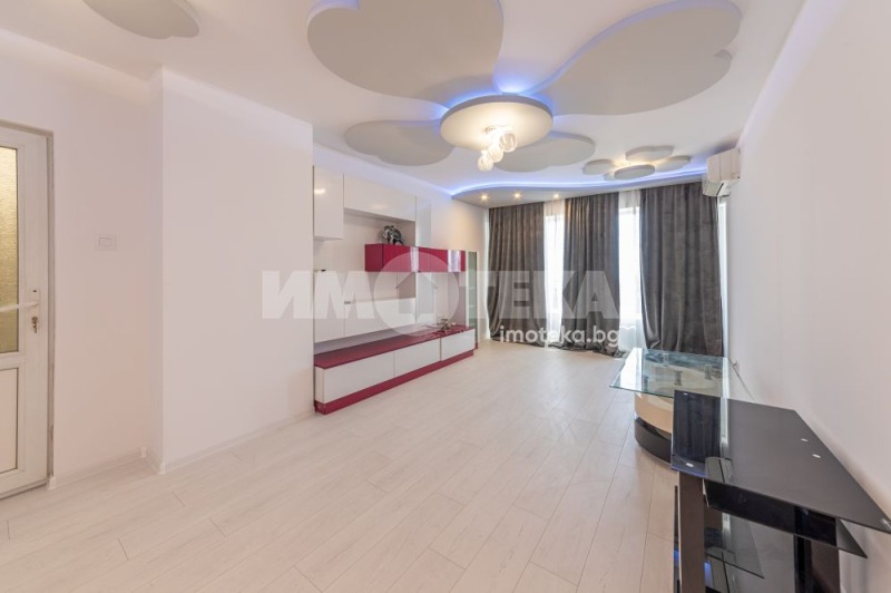 Продава 2-СТАЕН, гр. Варна, Цветен квартал, снимка 2 - Апартаменти - 52420522