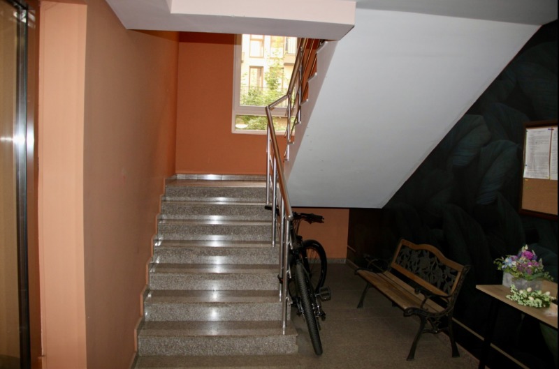 À venda  3 quartos Sofia , NPZ Hadji Dimitar , 234 m² | 94299161 - imagem [3]