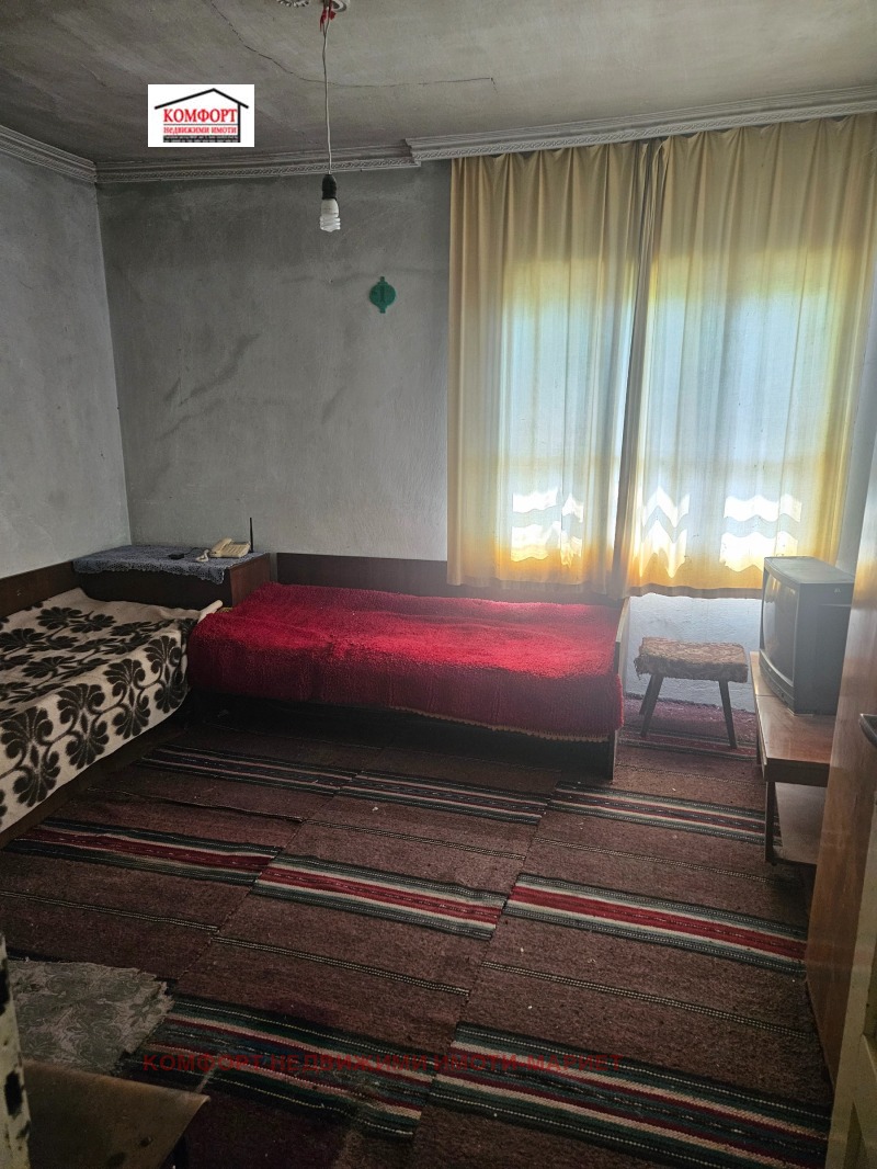 Продава КЪЩА, с. Тотлебен, област Плевен, снимка 9 - Къщи - 52641675