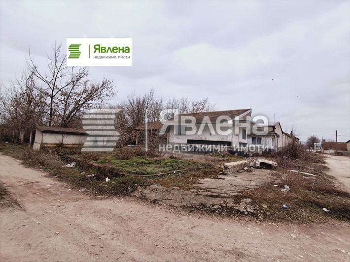 Продава ПРОМ. ПОМЕЩЕНИЕ, гр. Дулово, област Силистра, снимка 2 - Производствени сгради - 54876589