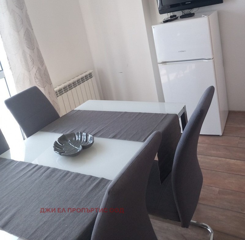 Продаја  1 спаваћа соба Софија , Лјулин 3 , 75 м2 | 98265178