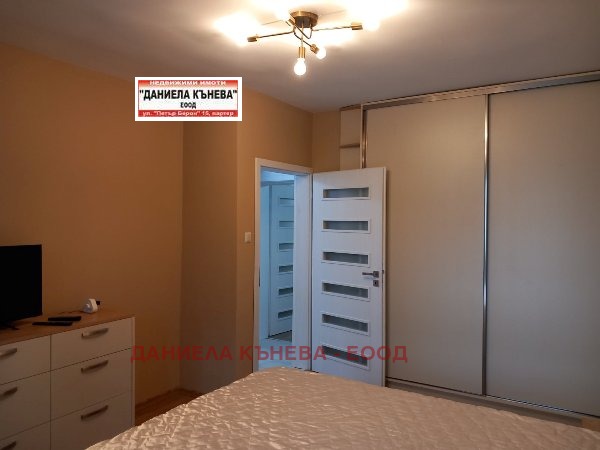 Продава  2-стаен град Русе , Център , 67 кв.м | 61397427 - изображение [4]
