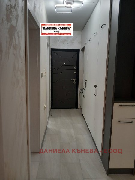 Продава  2-стаен град Русе , Център , 67 кв.м | 61397427 - изображение [3]