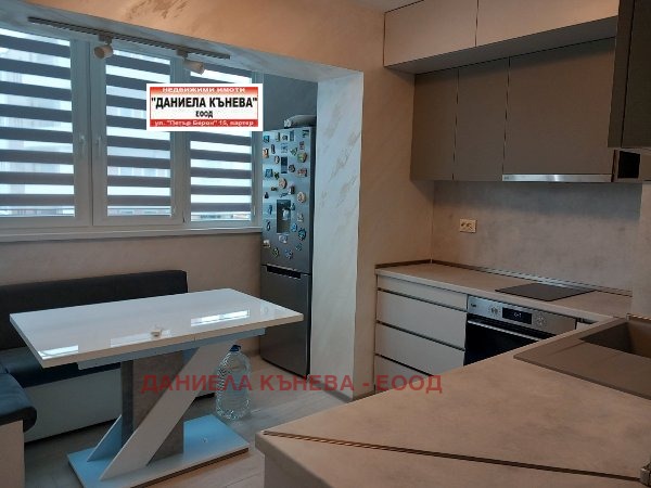 Продава  2-стаен град Русе , Център , 67 кв.м | 61397427 - изображение [10]