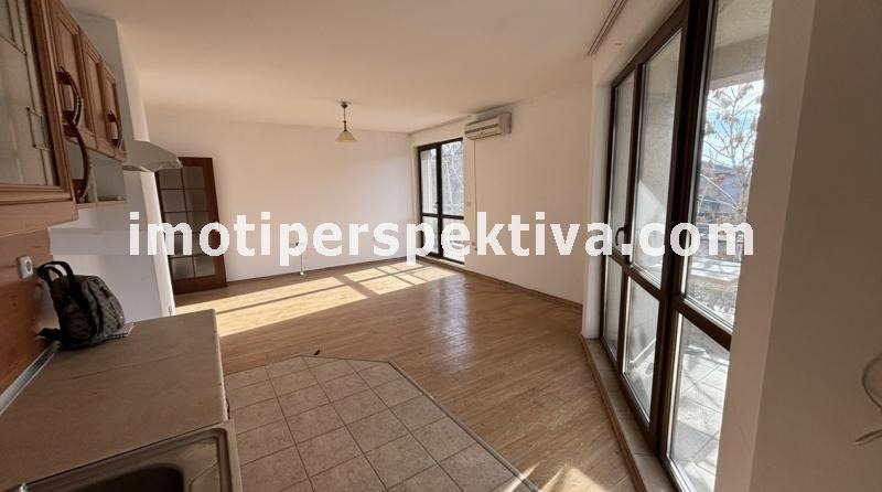 En venta  2 dormitorios Plovdiv , Tsentar , 90 metros cuadrados | 27078081