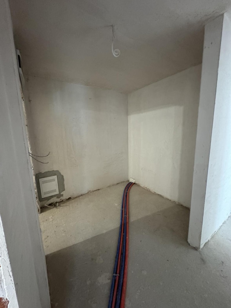 Na prodej  2 ložnice Sofia , Malinova dolina , 245 m2 | 33333442 - obraz [4]