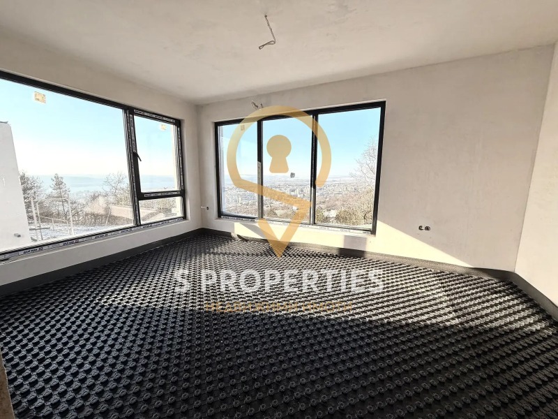 Продава КЪЩА, гр. Варна, м-т Пчелина, снимка 6 - Къщи - 49356028