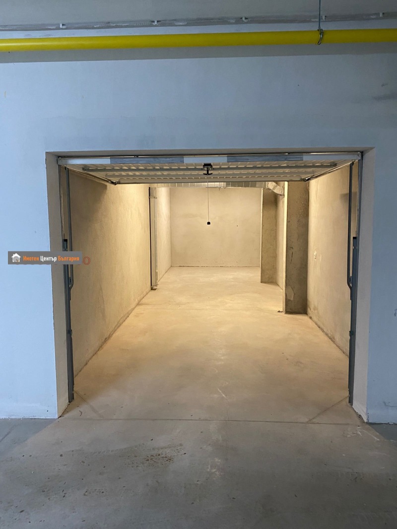 Til salg  Garage Sofia , Vitosha , 56 kvm | 71820979