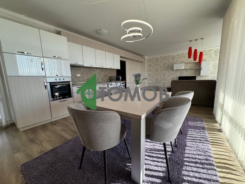 Продава 3-СТАЕН в град Шумен, Пазара - 133 кв.м / 233 048 € » 455 802.27 лв., ИМОТИ ТОМОВ