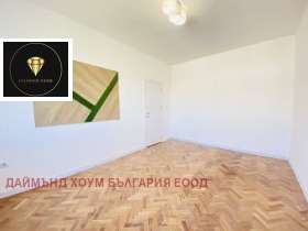 Продава  3-стаен, град Пловдив