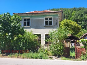 Продажба на имоти в с. Терзийско, област Ловеч - изображение 2 