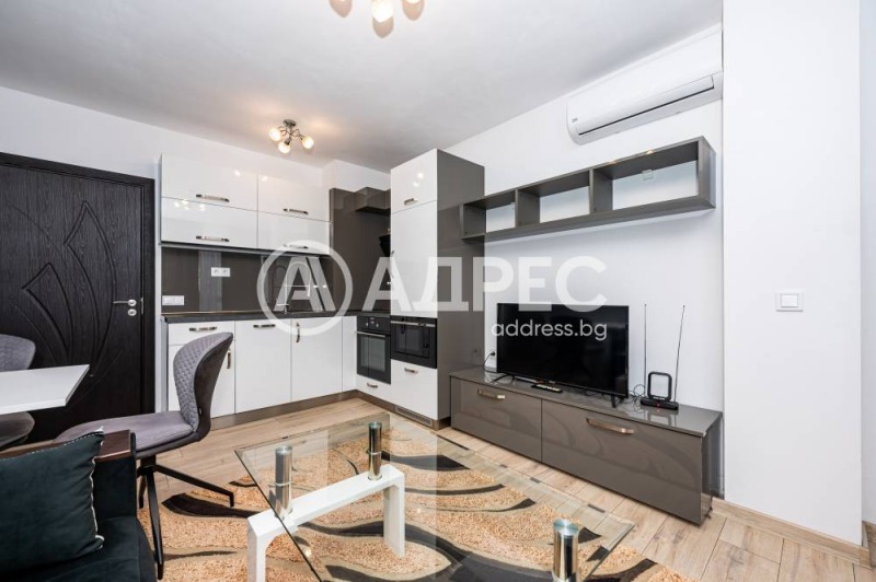 De vânzare  1 dormitor Plovdiv , Iujen , 56 mp | 37338400 - imagine [9]