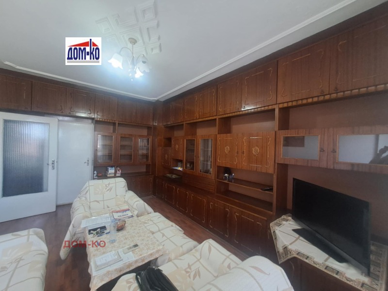 Продава  3-стаен град Пазарджик , Запад , 83 кв.м | 36135275 - изображение [3]