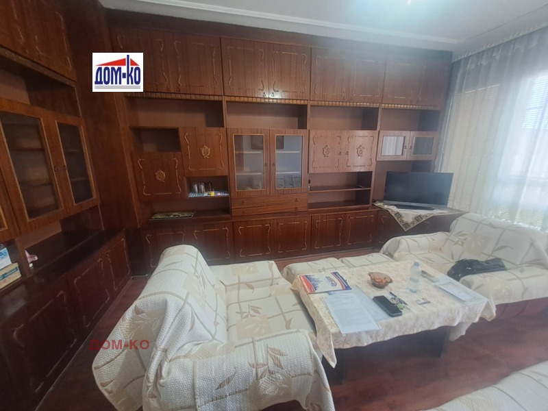 Продава  3-стаен град Пазарджик , Запад , 83 кв.м | 36135275