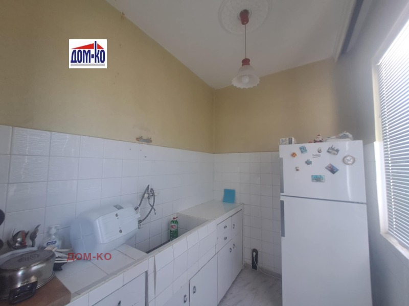 Продава  3-стаен град Пазарджик , Запад , 83 кв.м | 36135275 - изображение [13]