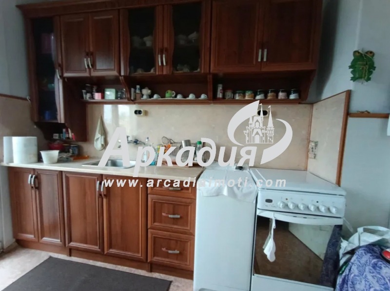 Продава 3-СТАЕН, гр. Пловдив, Въстанически, снимка 2 - Апартаменти - 53086241