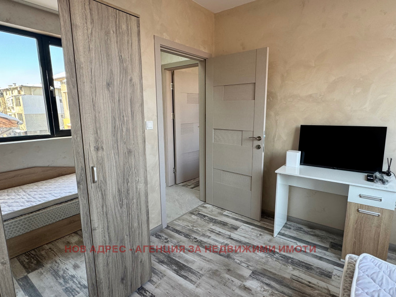 Продава 3-СТАЕН, гр. Търговище, Вароша, снимка 7 - Апартаменти - 53338435