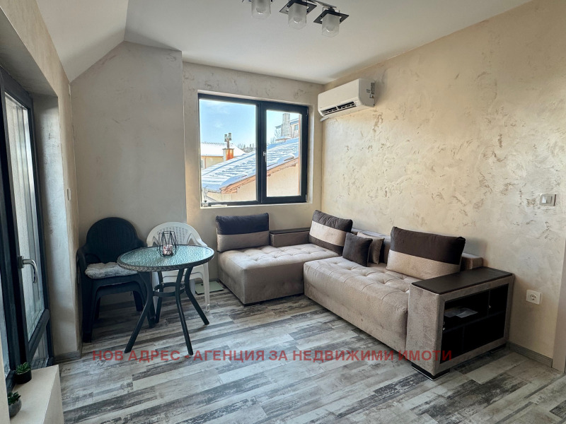 Продава 3-СТАЕН, гр. Търговище, Вароша, снимка 2 - Апартаменти - 53338435