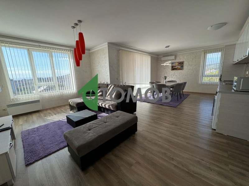 Продава 3-СТАЕН, гр. Шумен, Пазара, снимка 2 - Апартаменти - 53429152