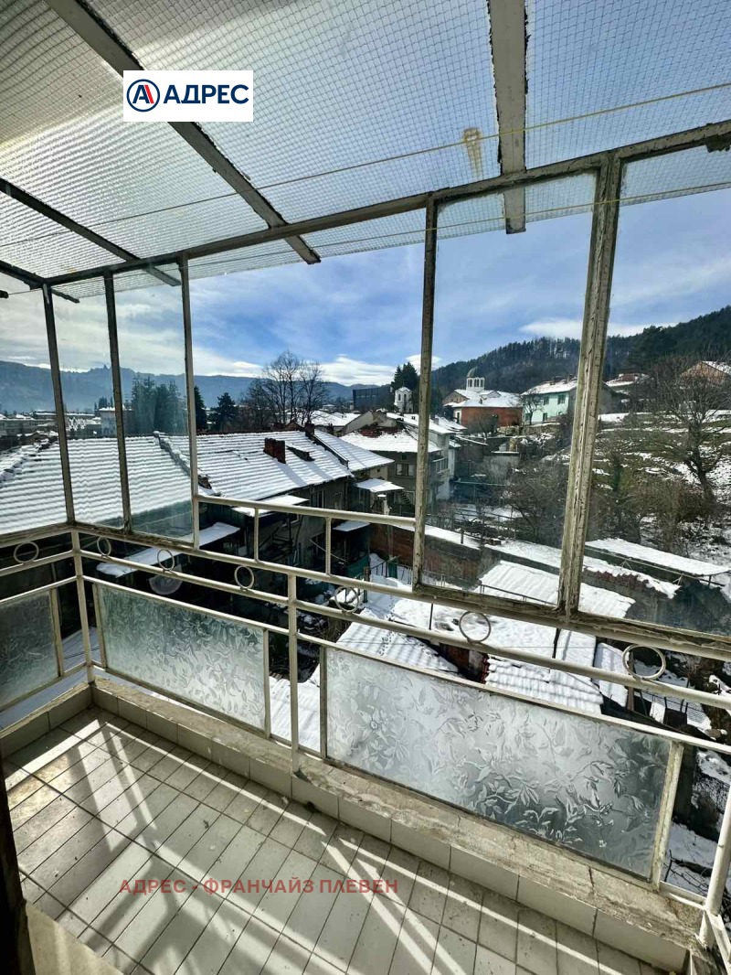 Продава 3-СТАЕН, гр. Троян, област Ловеч, снимка 4 - Апартаменти - 53592849