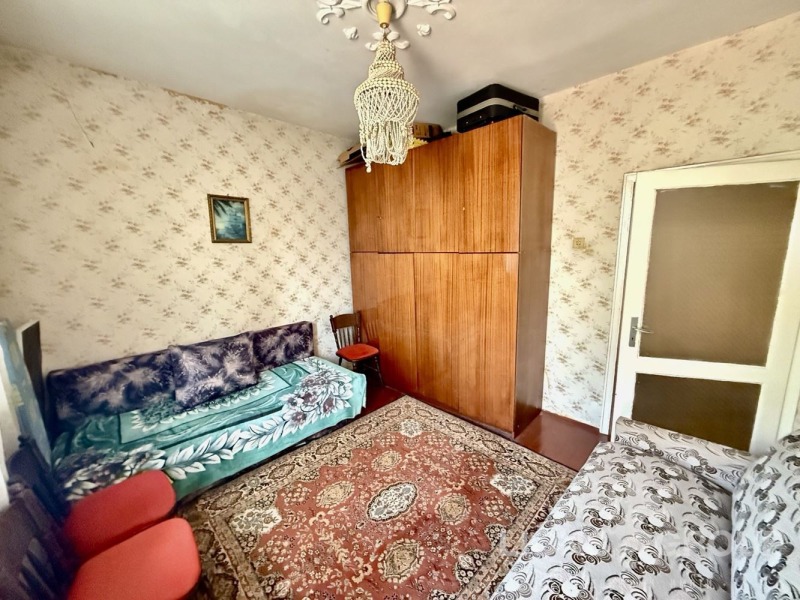 Продава ЕТАЖ ОТ КЪЩА, гр. Варна, Левски 1, снимка 12 - Етаж от къща - 53004688