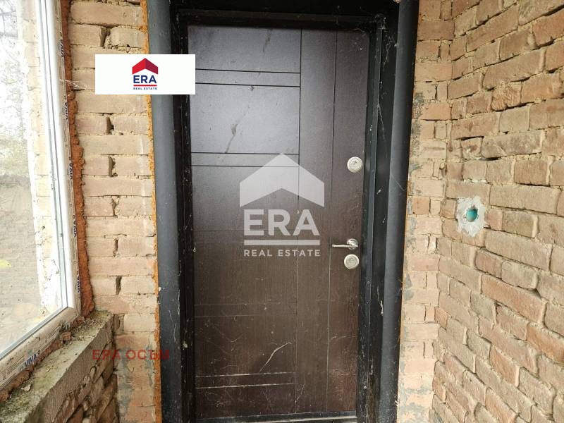 Продава КЪЩА, гр. Летница, област Ловеч, снимка 2 - Къщи - 52659548