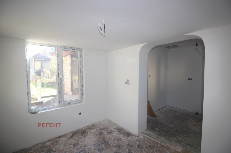 Продава КЪЩА, гр. Габрово, Център, снимка 4 - Къщи - 53342852