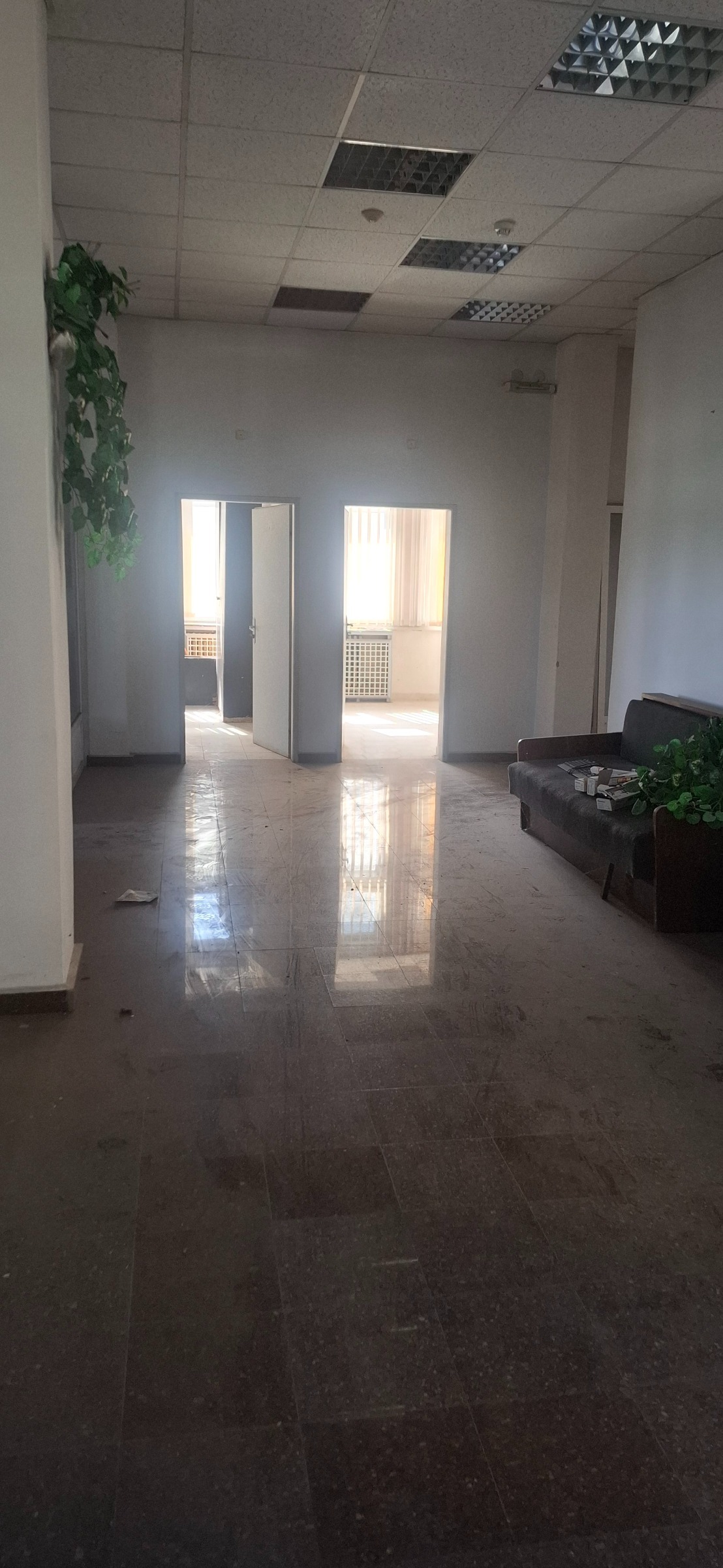 Продава ОФИС, гр. Попово, област Търговище, снимка 9 - Офиси - 55117434