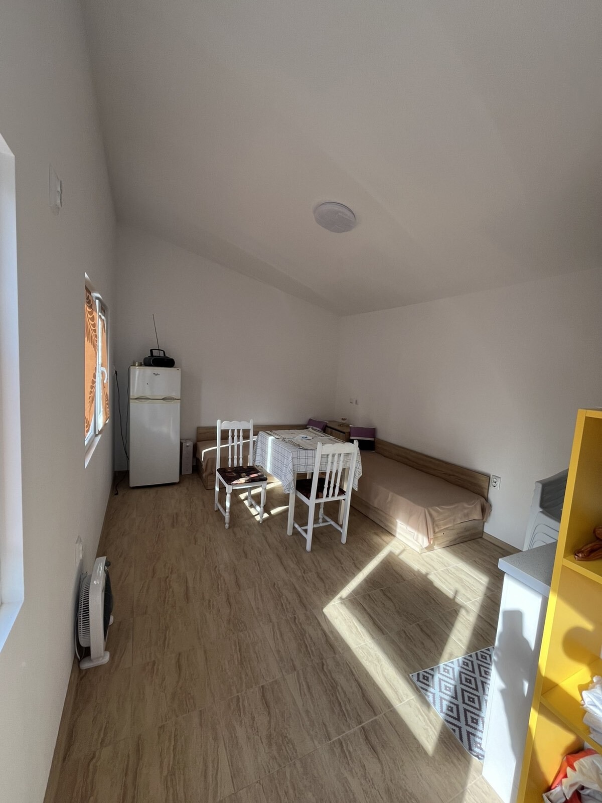 Продава КЪЩА, гр. Бургас, с. Извор, снимка 4 - Къщи - 56568649