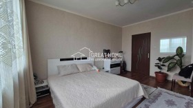3-стаен град Търговище, Запад 2 4