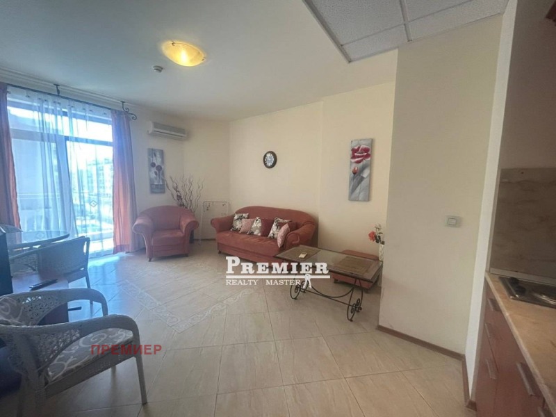 À venda  1 quarto região Burgas , k.k. Slantchev briag , 71 m² | 57894113