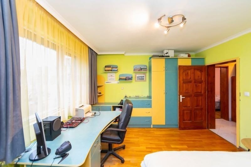 Продаја  2 спаваће собе Софија , Гео Милев , 135 м2 | 59108356 - слика [9]
