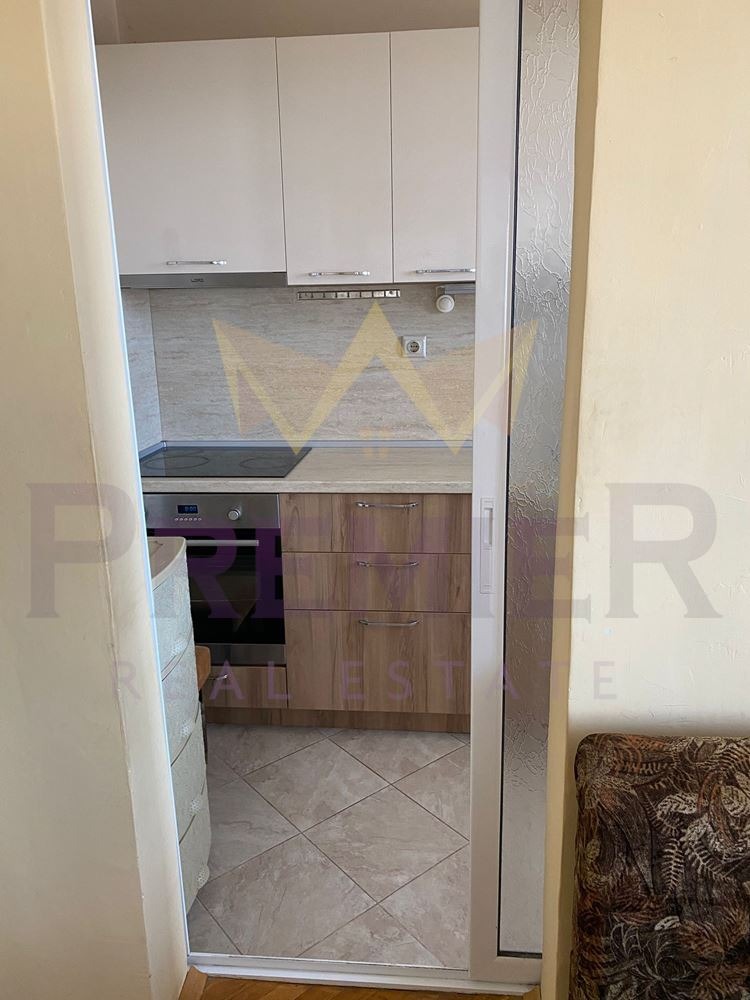 Продава 3-СТАЕН, гр. Бургас, Център, снимка 4 - Апартаменти - 53708341