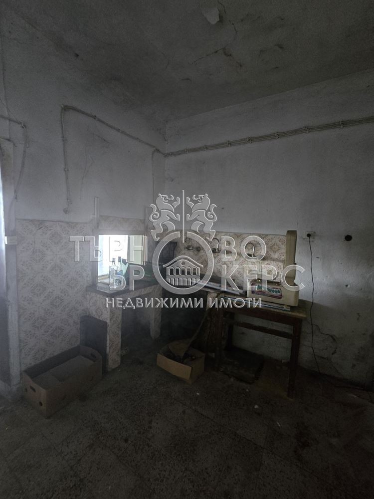 Продава СКЛАД, с. Камещица, област Габрово, снимка 5 - Складове - 54106614