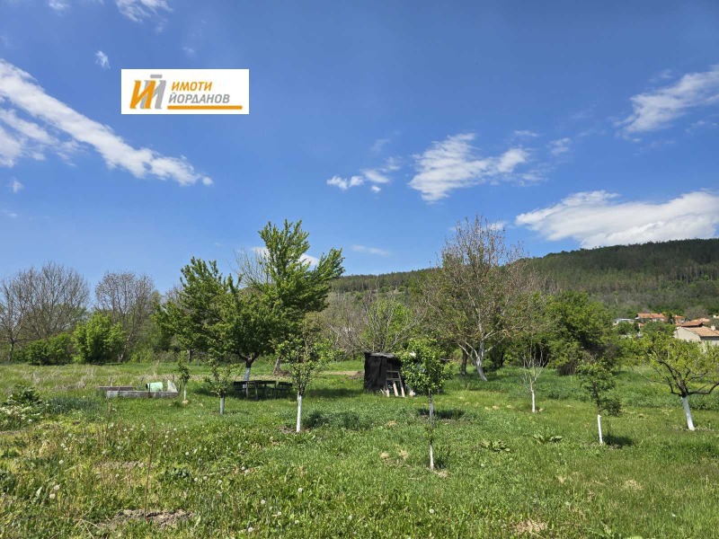 Na prodej  Spiknutí oblast Veliko Tarnovo , Debelec , 850 m2 | 60160480 - obraz [2]