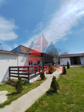 Dům Obročište, oblast Dobrich 13