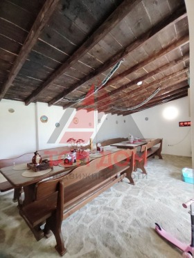 Dům Obročište, oblast Dobrich 12