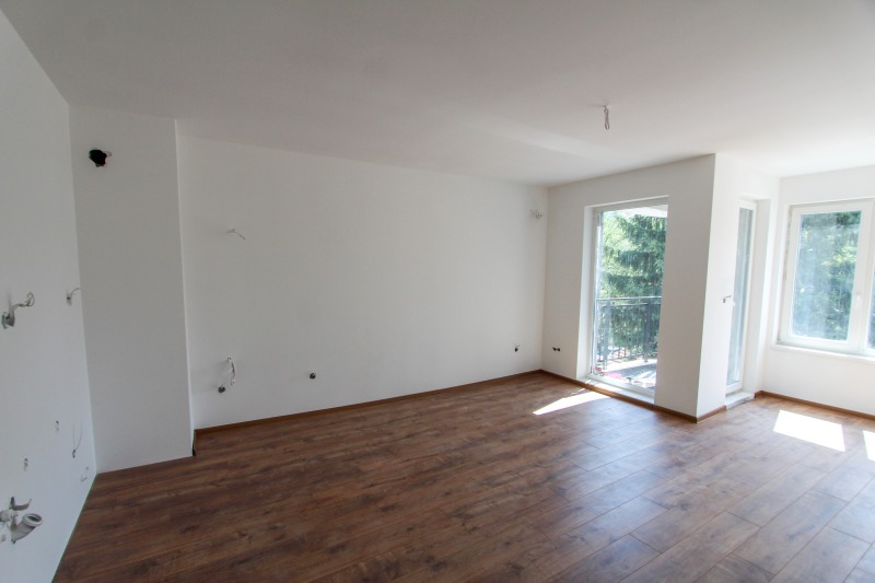 Na prodej  1 ložnice Sofia , Zona B-19 , 81 m2 | 44116411 - obraz [2]