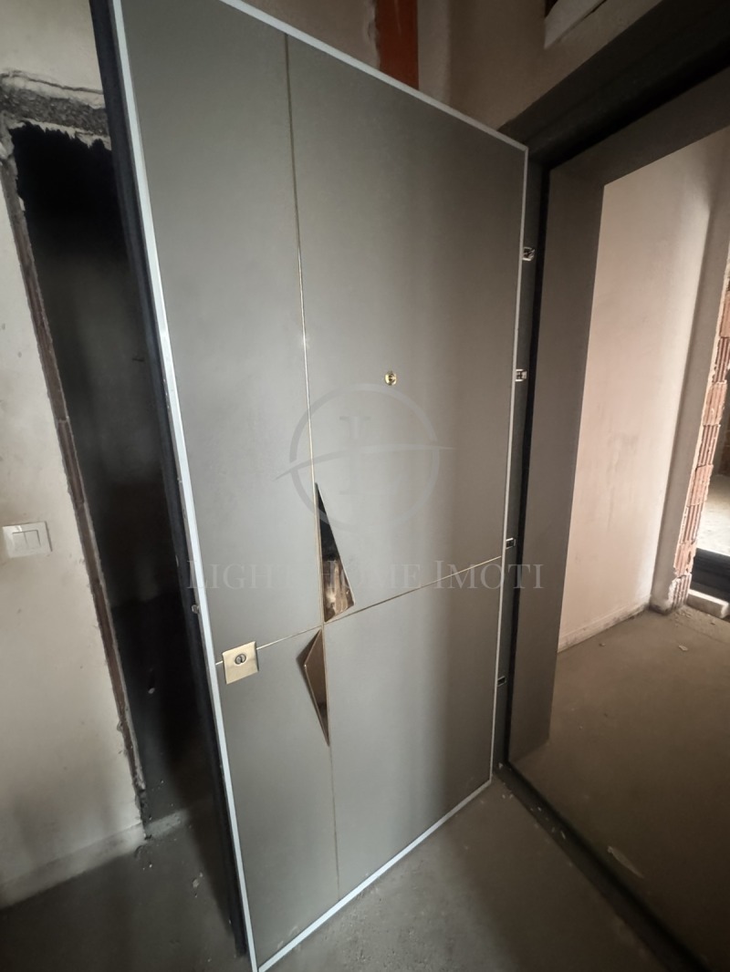 Продава  3-стаен град Пловдив , Остромила , 172 кв.м | 81914549 - изображение [10]
