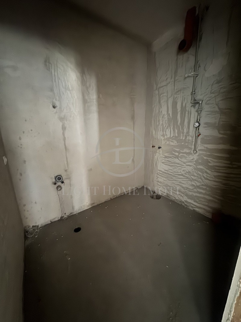 Продава  3-стаен град Пловдив , Остромила , 172 кв.м | 81914549 - изображение [8]