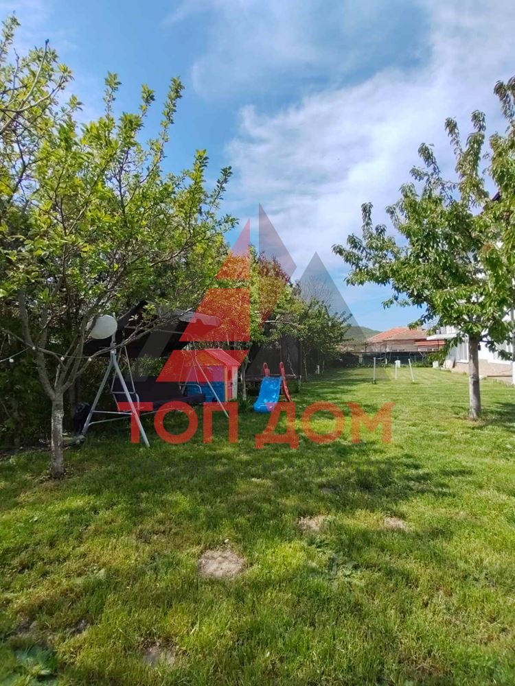 Na prodej  Dům oblast Dobrich , Obročište , 240 m2 | 30115088 - obraz [14]