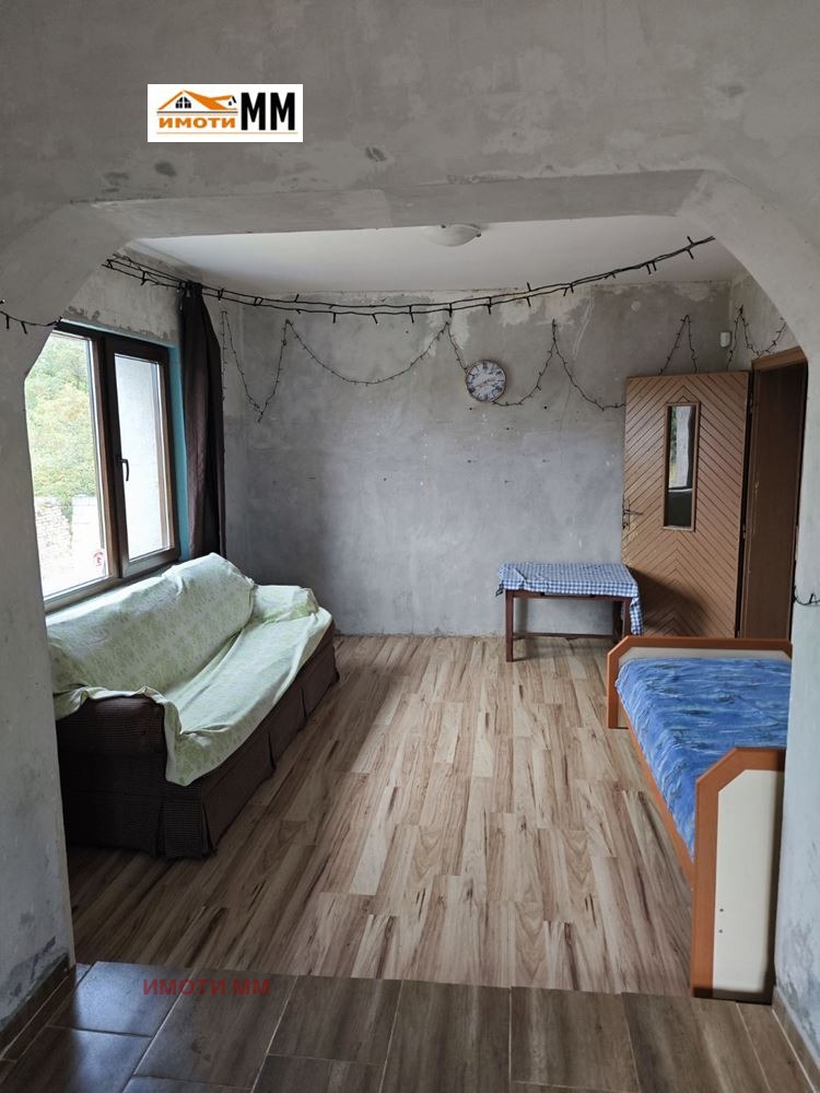 Продава КЪЩА, с. Цалапица, област Пловдив, снимка 3 - Къщи - 56282364
