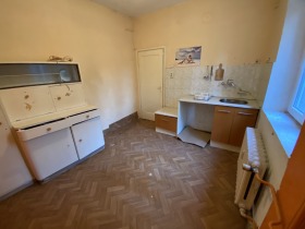 1 Schlafzimmer Ilinden, Sofia 4