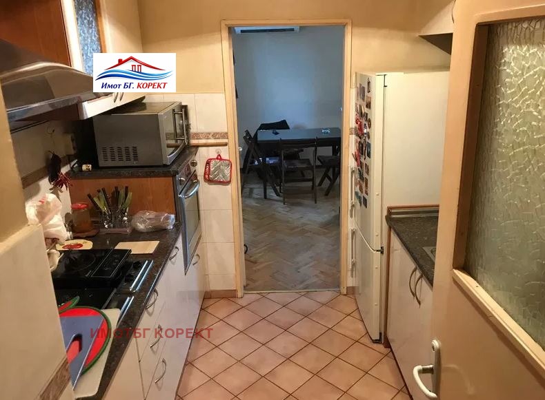 Продава 2-СТАЕН, гр. София, Лозенец, снимка 3 - Апартаменти - 54365019