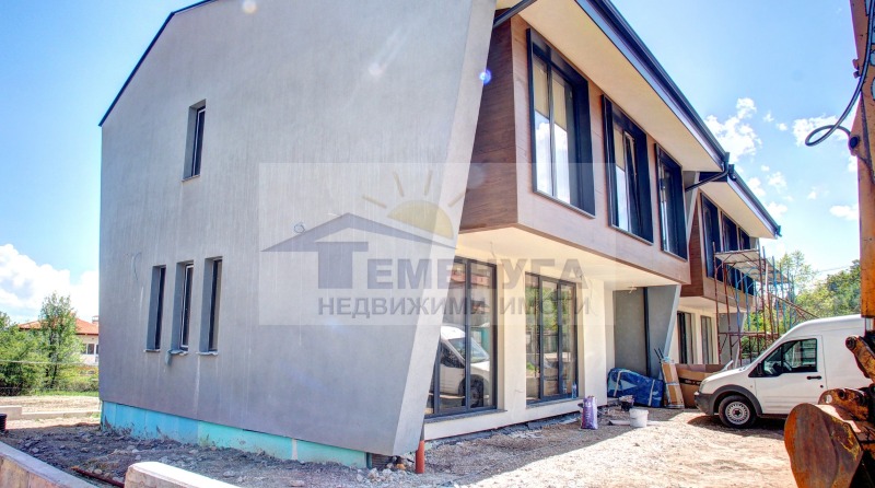Til salgs  Hus Sofia , Pansjarevo , 261 kvm | 40756092 - bilde [2]