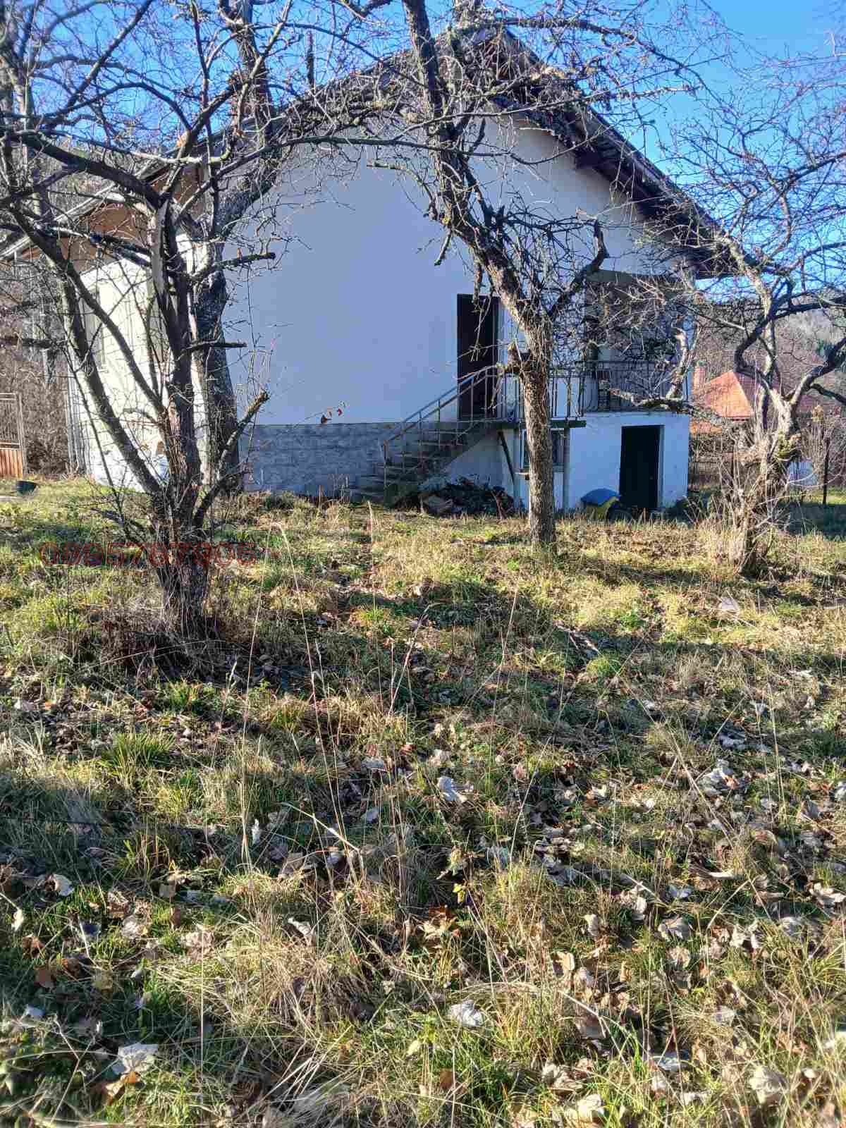 Продава КЪЩА, с. Вратца, област Кюстендил, снимка 2 - Къщи - 54318270