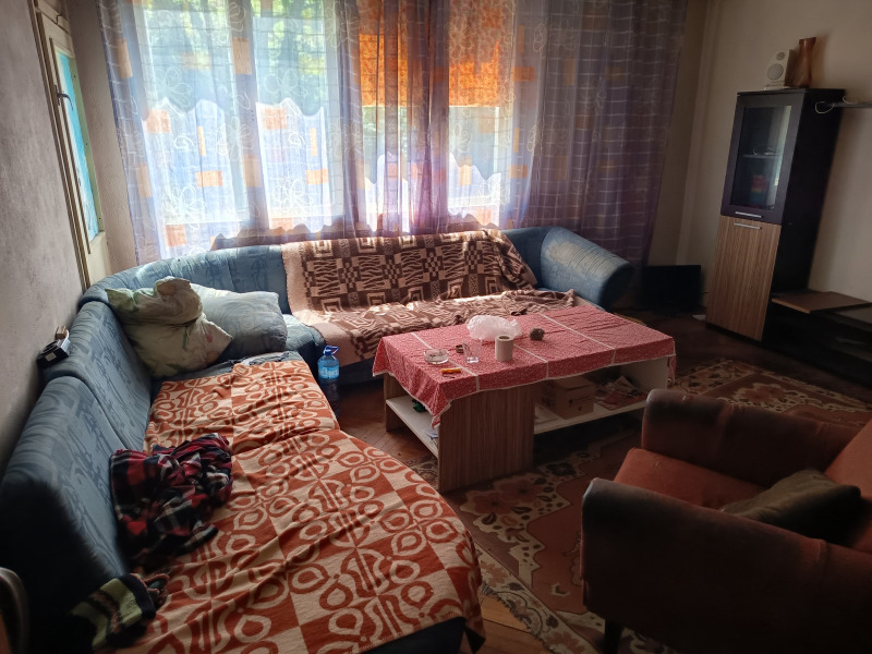 Продава 2-СТАЕН в град Габрово, Център - 62 кв.м / 63 911.49 € » 125 000 лв., КАРАПЕТРОВИЧ ЕООД